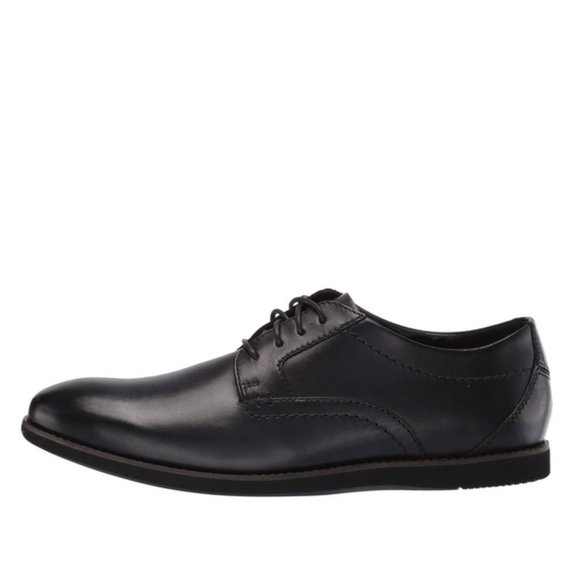 CLARKS Men\'s Black Oxfords Lace Up Dress Shoes